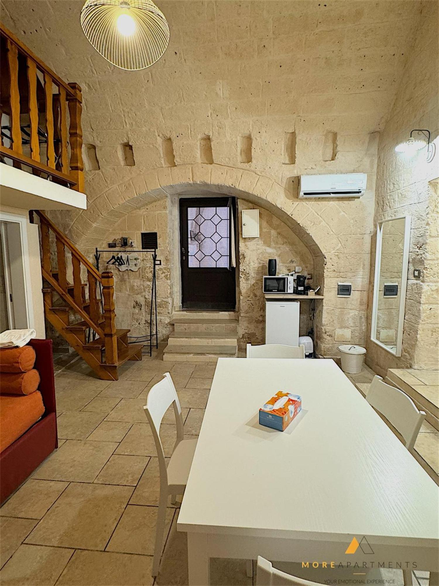More Apartments The Castle Bari Exterior foto